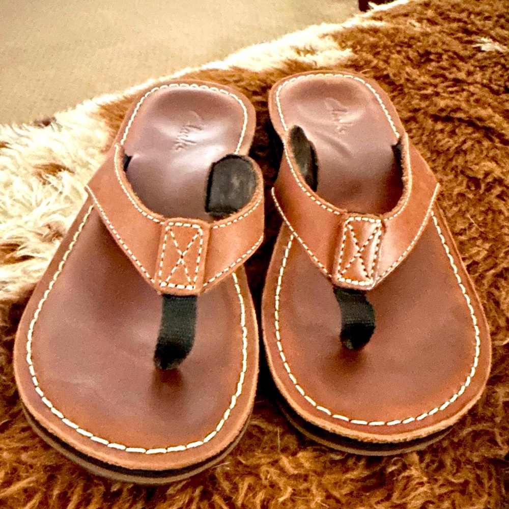 Clark’s Leather Flip Flops 6